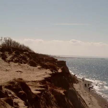 Ferienhaeuschen Vakantiehuis Born