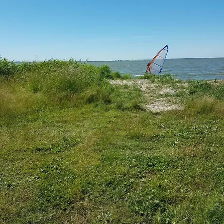 Ferienhaeuschen Vakantiehuis Born